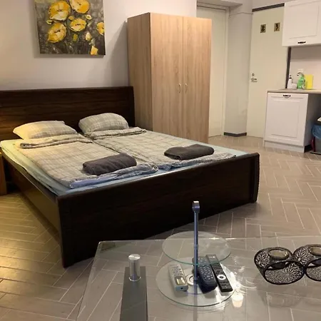Rotermanni Near Harbor 4 Floor Albergue